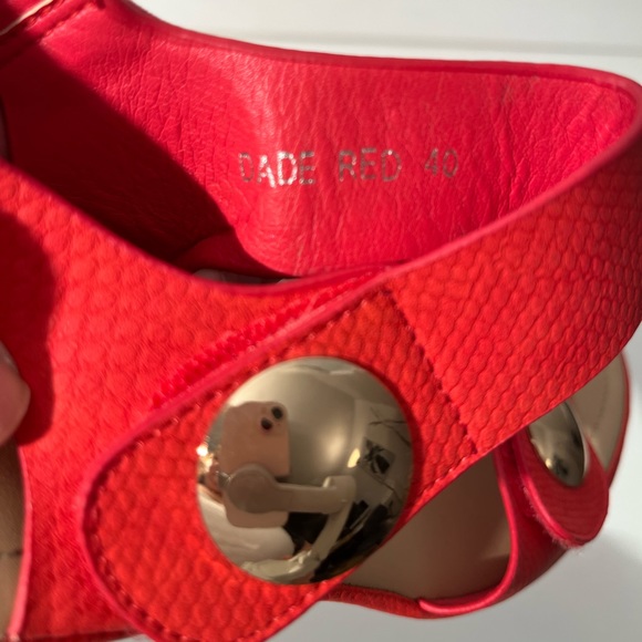 Orange Sandals 🍊 - Picture 3 of 3